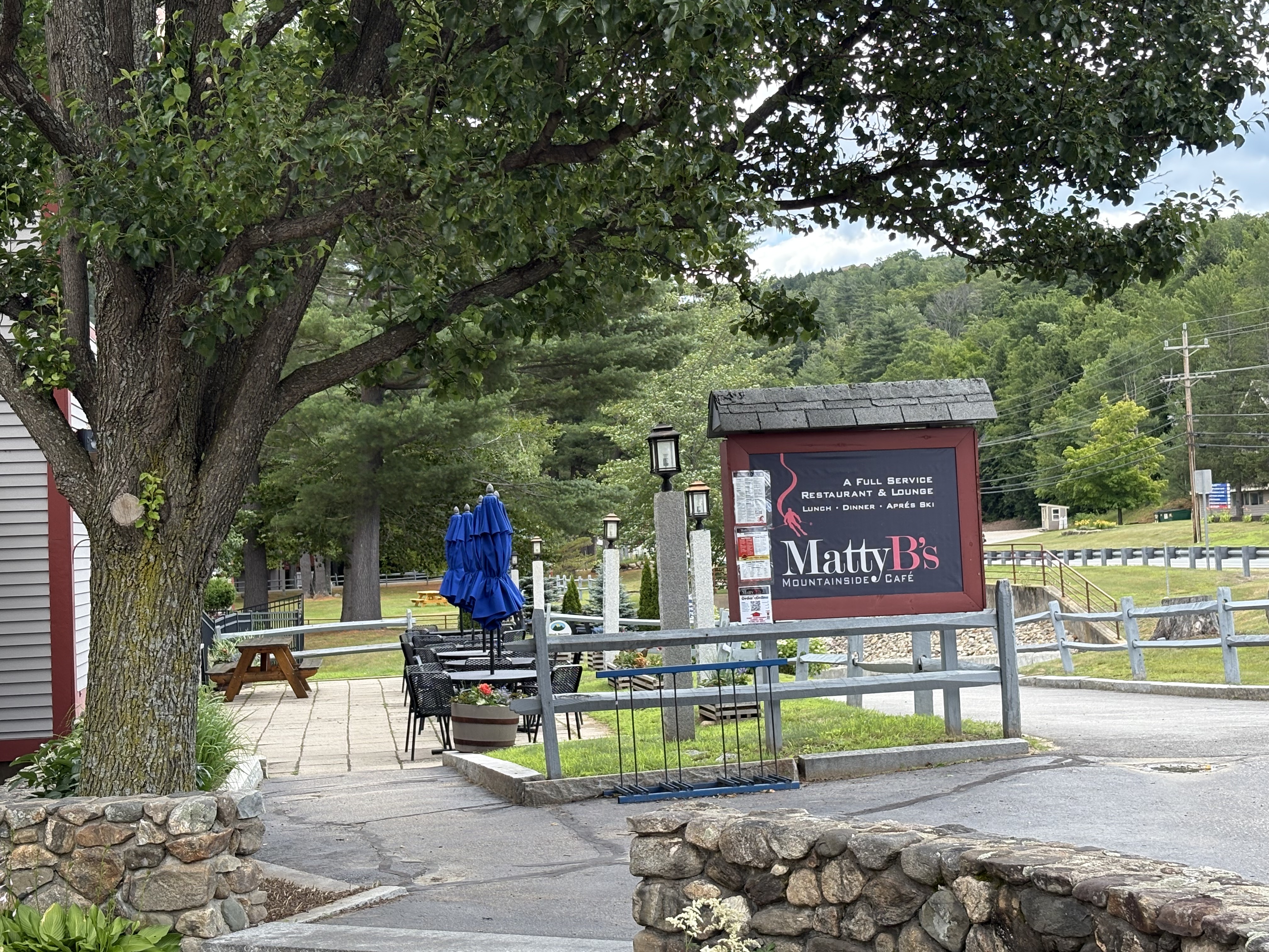 Matty B's Mountainside Cafe