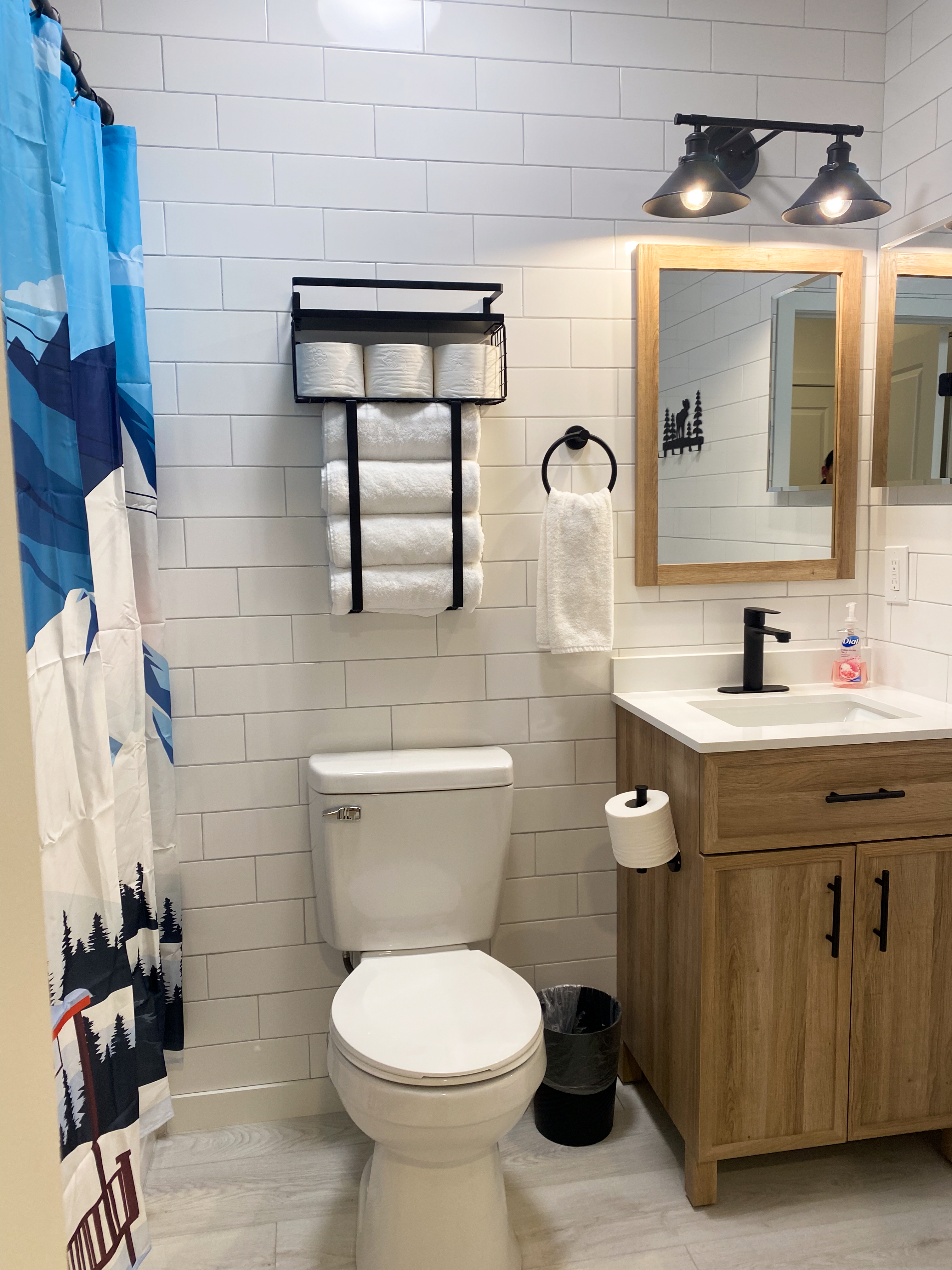 Full Bathroom